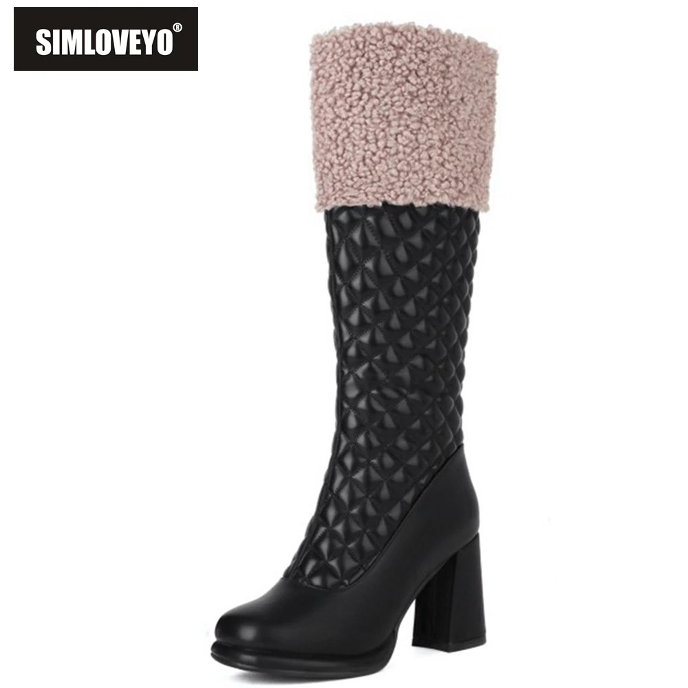 SIMLOVEYO Women Luxury Wool Fur Design Knee High Boots Faux Leather Zip Round Toe 8.5cm Block Heel Winter Ladies 33-43 S2476
SIMLOVEYO Women Luxury Wool Fur Design Knee High Boots Faux Leather Zip Round Toe 8.5cm Block Heel Winter Ladies 33-43 S2476