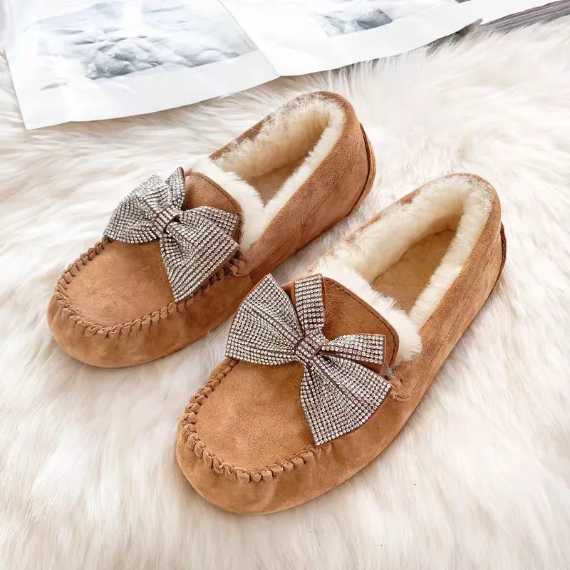 Top Brand 100% Natural Fur Genuine Leather Women Flat Shoes New Fashion Moccasins Casual Loafers Plus Size Winter Boot
Top Brand 100% Natural Fur Genuine Leather Women Flat Shoes New Fashion Moccasins Casual Loafers Plus Size Winter Boot