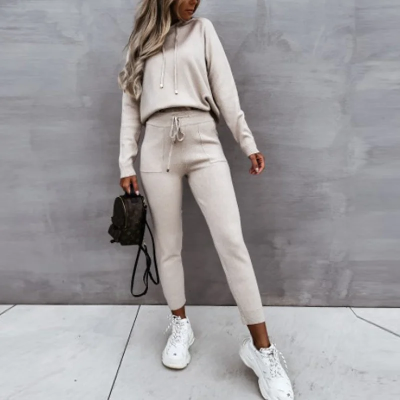 Fashion Long Sleeve Tops Winter Slim Pencil Pants Women 2021 Casual 2 Piece Set Female Solid Hooded Sweatshirt + Long Pant Suit
Fashion Long Sleeve Tops Winter Slim Pencil Pants Women 2021 Casual 2 Piece Set Female Solid Hooded Sweatshirt + Long Pant Suit