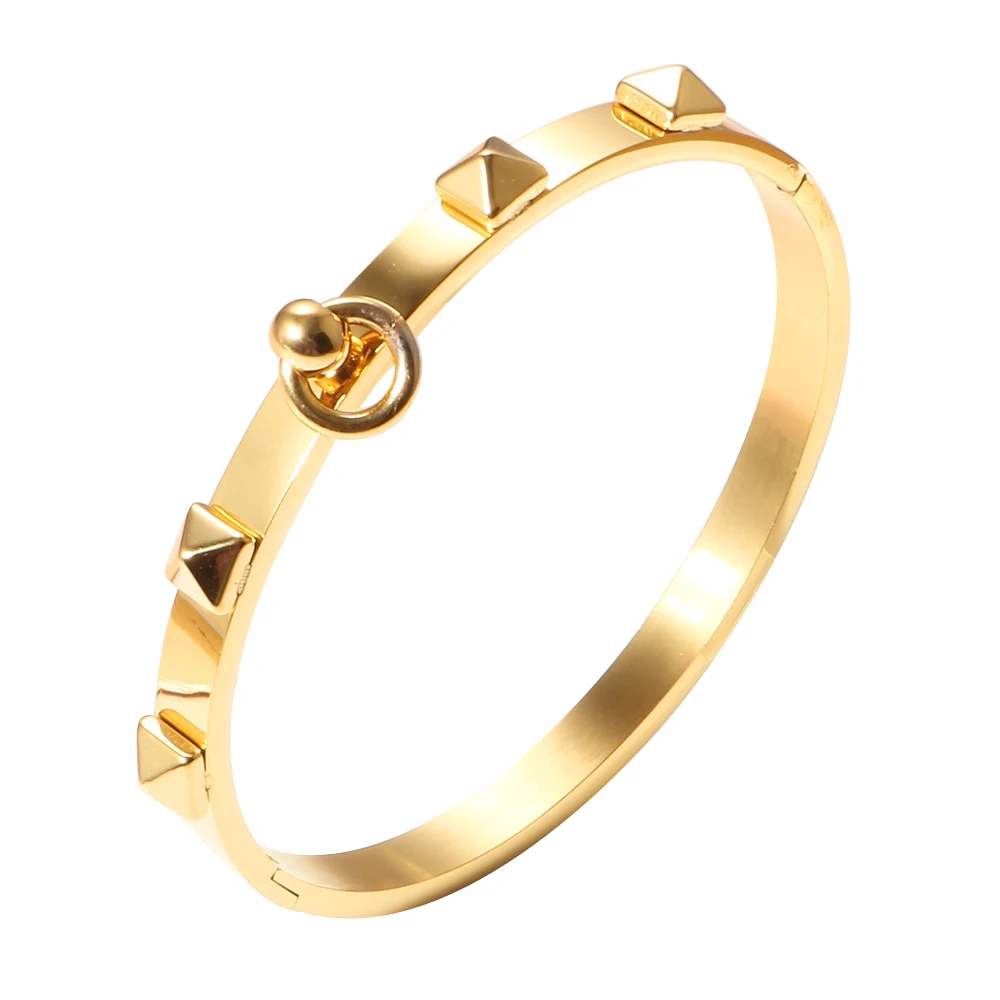 Fashion Luxury Women Rivet Bangle Bracelet Pyramid And Dangle Circle Charms Bangle Design For Women Wedding Party Jewelry Gift
Fashion Luxury Women Rivet Bangle Bracelet Pyramid And Dangle Circle Charms Bangle Design For Women Wedding Party Jewelry Gift