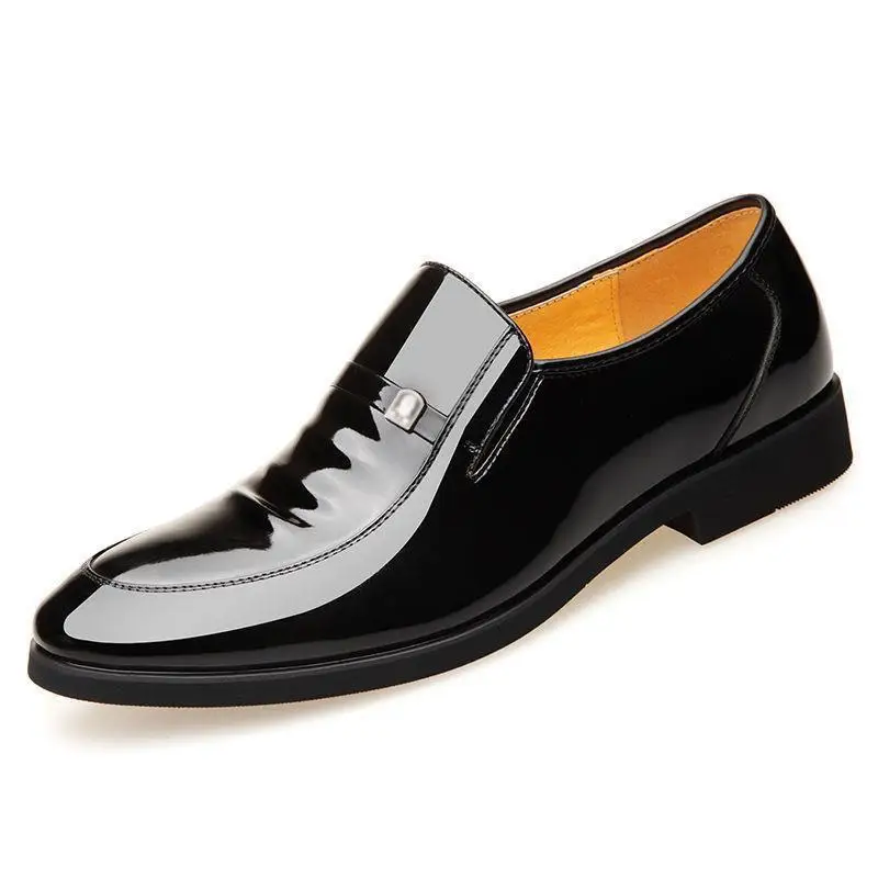 Autumn and Spring Mens Leather Shoes Fashion Pointed Toe Business Mens Formal Shoes Breathable Patent Leather Men's Flats
Autumn and Spring Mens Leather Shoes Fashion Pointed Toe Business Mens Formal Shoes Breathable Patent Leather Men's Flats