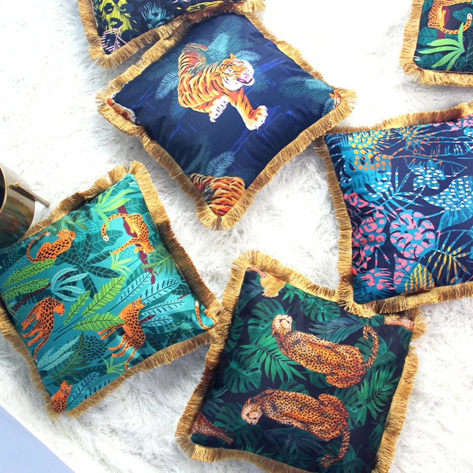 Luxury Silk Pillowcase Tropical Animal Forest Decoration Pillows with Tassel 45X45CM Leopard Cushion Cover Home Decoration
Luxury Silk Pillowcase Tropical Animal Forest Decoration Pillows with Tassel 45X45CM Leopard Cushion Cover Home Decoration