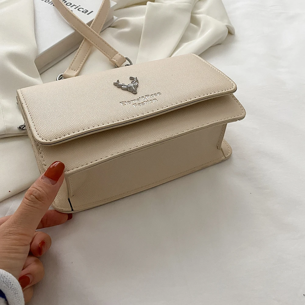 Leisure PU Leather Chain Messenger Bags Flap Solid Color Shoulder Bags for Women Female Small Crossbody Bags
Leisure PU Leather Chain Messenger Bags Flap Solid Color Shoulder Bags for Women Female Small Crossbody Bags