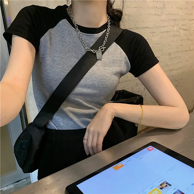 Internet Hot Top Women's Korean Scheming Design Niche Slimming All-Match Stitching Raglan Short Sleeve T-shirt Ins
Internet Hot Top Women's Korean Scheming Design Niche Slimming All-Match Stitching Raglan Short Sleeve T-shirt Ins