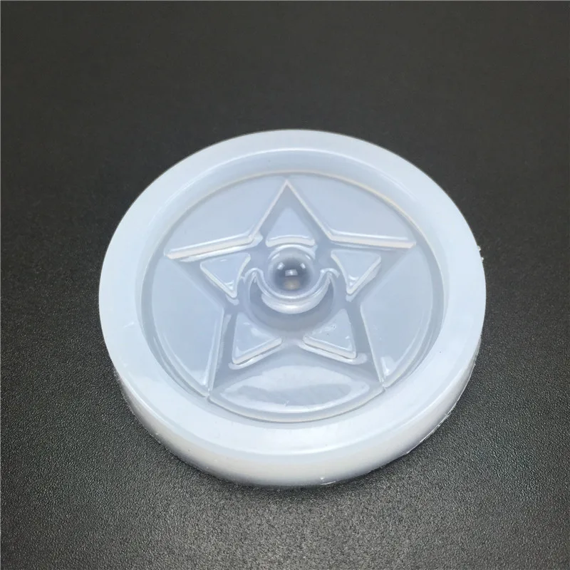 DIY five pointed star shaped silicone mold cake decoration tool resin clay mold mirror crystal drop glue making tool
DIY five pointed star shaped silicone mold cake decoration tool resin clay mold mirror crystal drop glue making tool