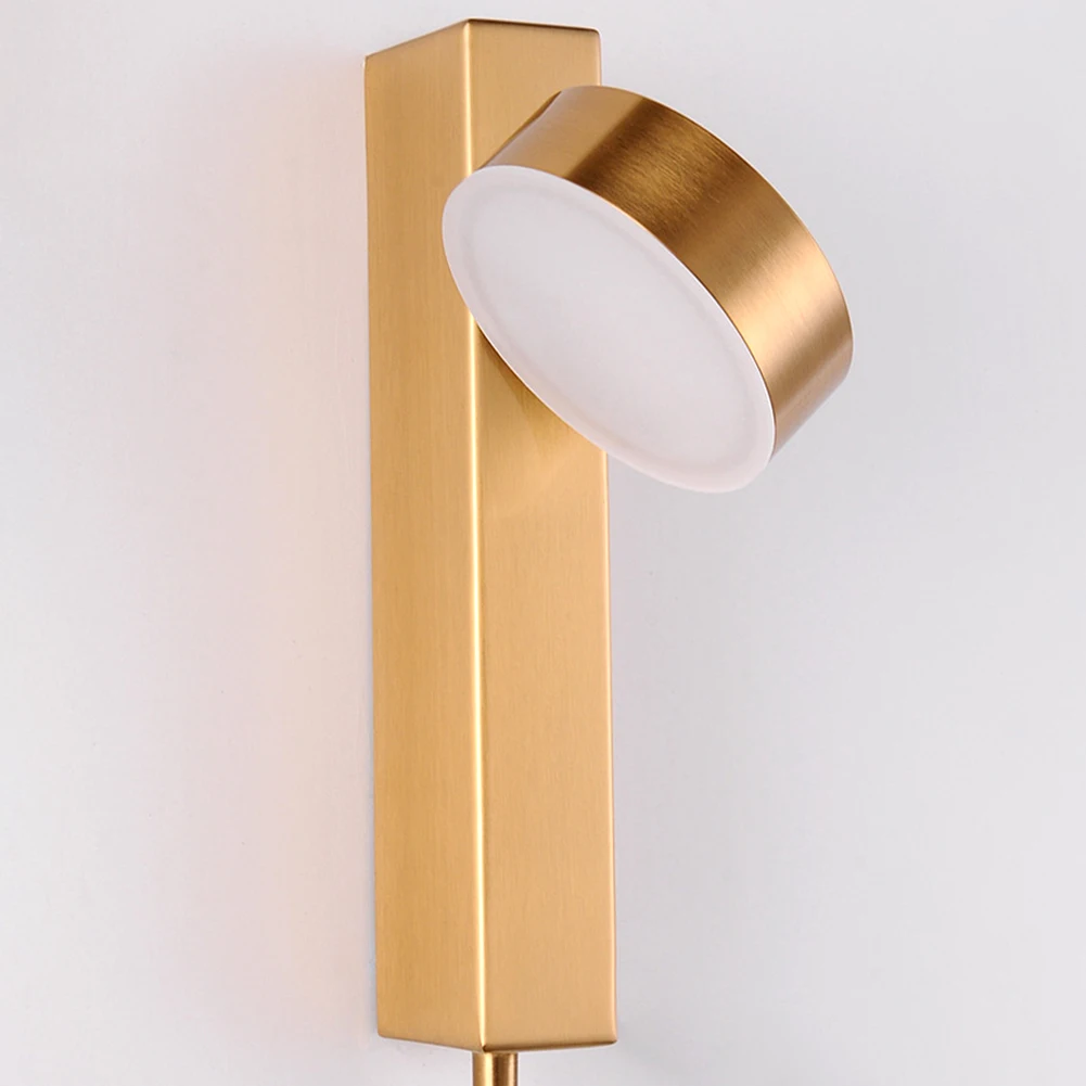 Living Room Iron Art Modern LED Wall Light Nordic Style Sconces Stairs Hotel Bedroom Rotation Dimming Knob Switch Home Decor
Living Room Iron Art Modern LED Wall Light Nordic Style Sconces Stairs Hotel Bedroom Rotation Dimming Knob Switch Home Decor