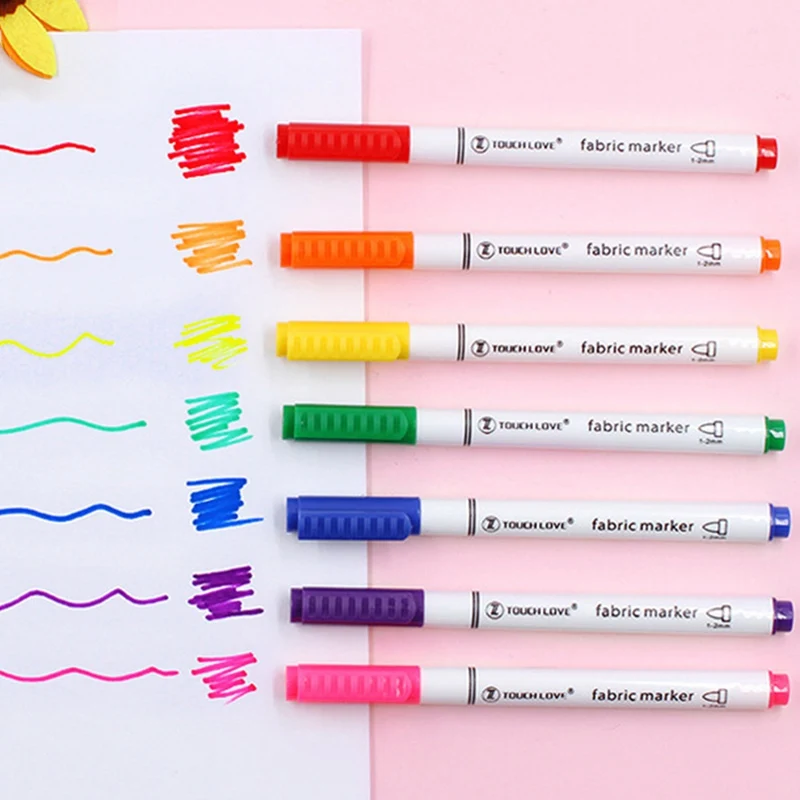 8 colors/set of painting clothes washable color textile paint graffiti pen children diy suit T-shirt pen
8 colors/set of painting clothes washable color textile paint graffiti pen children diy suit T-shirt pen