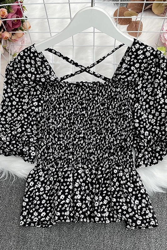 2021 New Summer Fashion All-match Square collar puff sleeve Shirt ruched slim cross bandage Shirt Top
2021 New Summer Fashion All-match Square collar puff sleeve Shirt ruched slim cross bandage Shirt Top