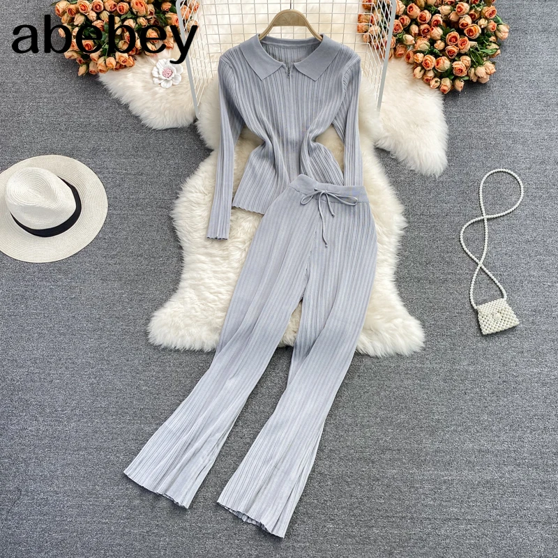 2021 New Spring Autumn Fashion turn down collar long sleeve zipper knitted Top + high waist straight wide leg Pants 2-piece set
2021 New Spring Autumn Fashion turn down collar long sleeve zipper knitted Top + high waist straight wide leg Pants 2-piece set