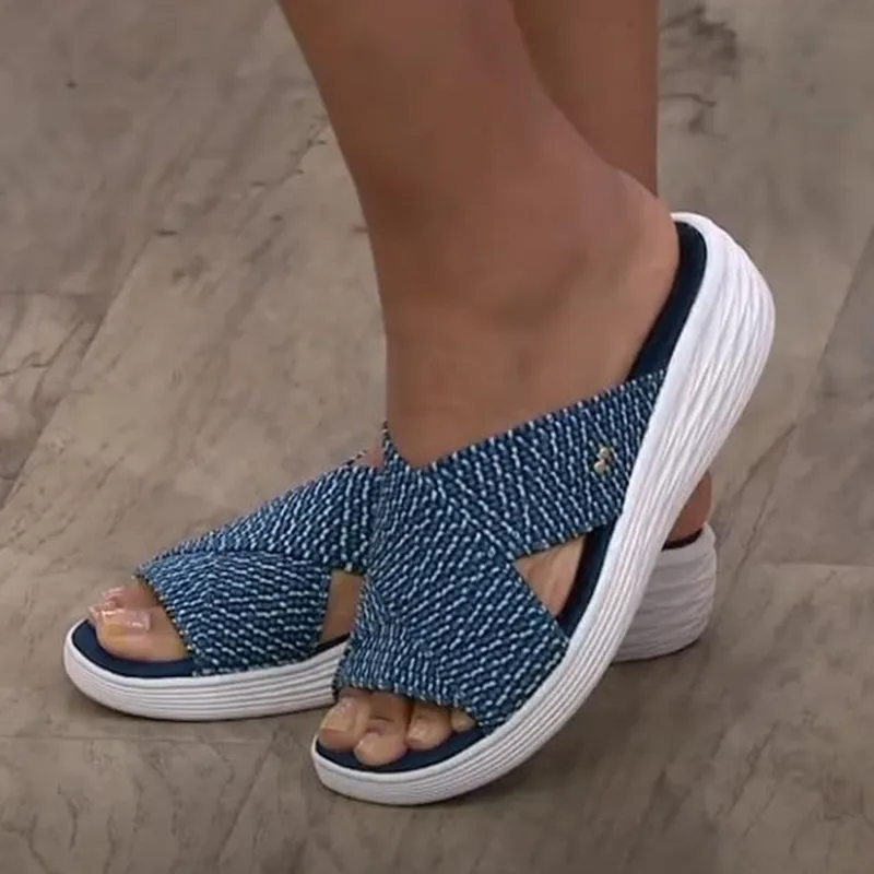 Slippers Women Shoes Casual Platform Sandals Women Slides Solid Comfort Flats Plus Size Cross Summer 2021 Beach Ladies Slippers
Slippers Women Shoes Casual Platform Sandals Women Slides Solid Comfort Flats Plus Size Cross Summer 2021 Beach Ladies Slippers