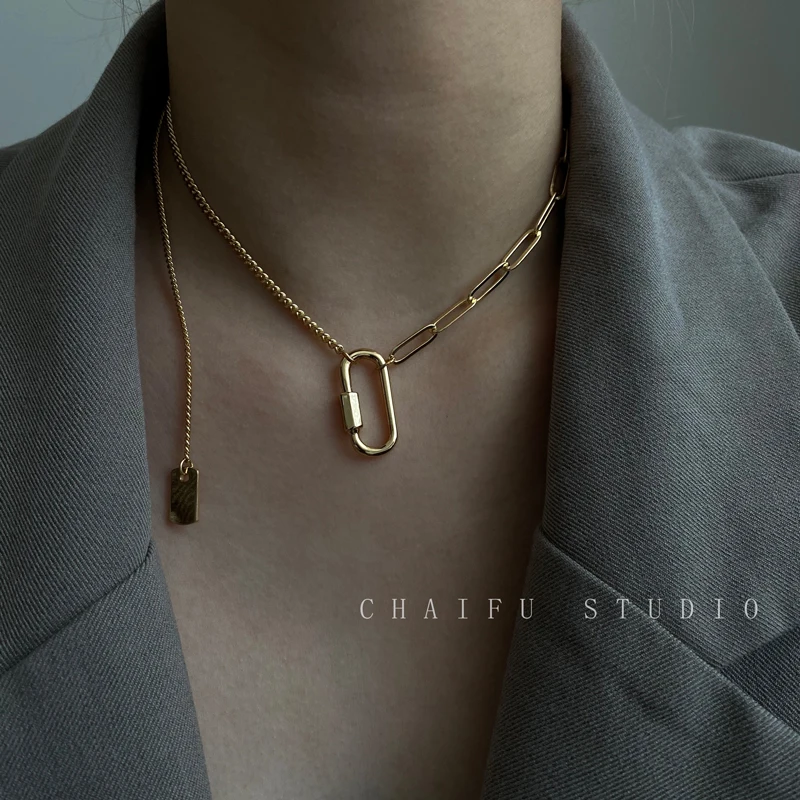 European and American style titanium steel minimalist cool joker elegant temperament small tag necklace
European and American style titanium steel minimalist cool joker elegant temperament small tag necklace