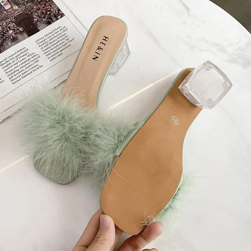 New Summer Fluffy Peep Toe Sexy High Heels Women Shoes Fur Feather Lady Fashion Wedding Slip-On Pink Square Toe Women Sandals
New Summer Fluffy Peep Toe Sexy High Heels Women Shoes Fur Feather Lady Fashion Wedding Slip-On Pink Square Toe Women Sandals