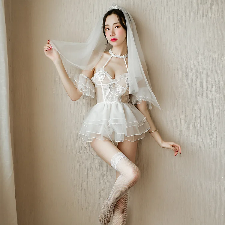 Couple Sexy Lingerie Crown Bridal Veil Cute Fluffy Princess Skirt Embroidery Sexy Bridal Nightdress Perspective Temptation Suit
Couple Sexy Lingerie Crown Bridal Veil Cute Fluffy Princess Skirt Embroidery Sexy Bridal Nightdress Perspective Temptation Suit