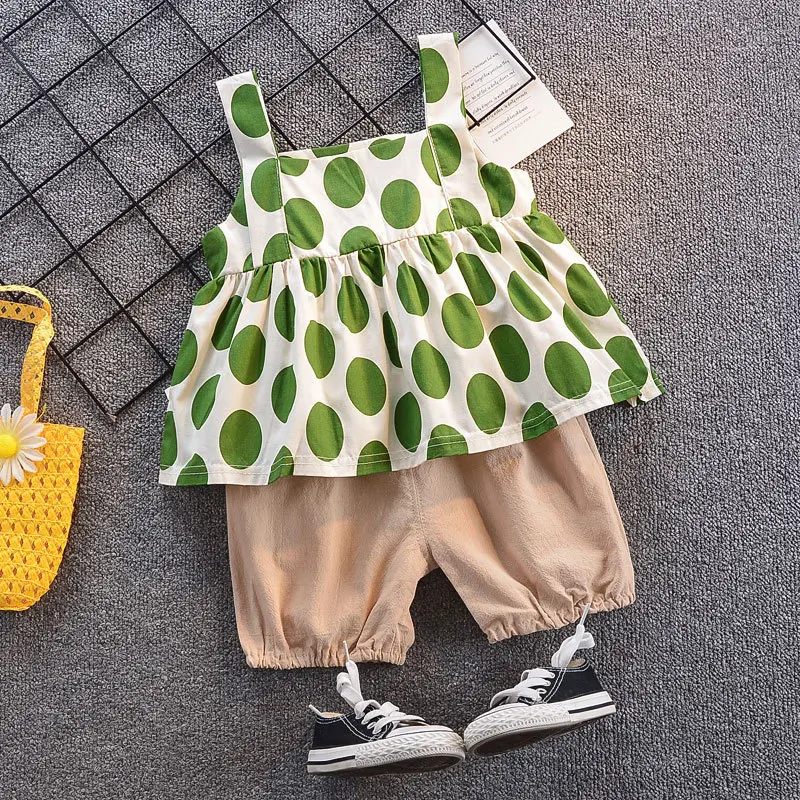 2020 Summer Girl Clothing Set Kids Cotton Fashion Polka Dot Vest top + Girl Pants 2 Piece Baby Sets clothes 
2020 Summer Girl Clothing Set Kids Cotton Fashion Polka Dot Vest top + Girl Pants 2 Piece Baby Sets clothes