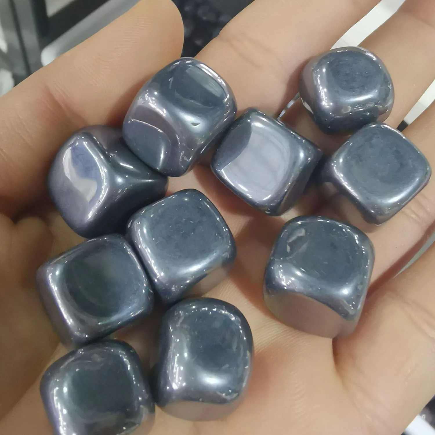 Natural High Quality Terahertz Gravel Freefrom Tumbled Polishing Healing Crystal Macadam For Home Decor
Natural High Quality Terahertz Gravel Freefrom Tumbled Polishing Healing Crystal Macadam For Home Decor