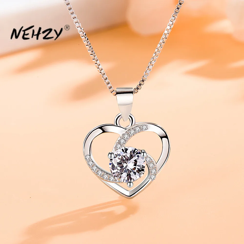 NEHZY S925 Stamp Silver 2021 New Women's Fashion Jewelry High Quality Blue Crystal Zircon Heart Pendant Necklace Length 45CM
NEHZY S925 Stamp Silver 2021 New Women's Fashion Jewelry High Quality Blue Crystal Zircon Heart Pendant Necklace Length 45CM