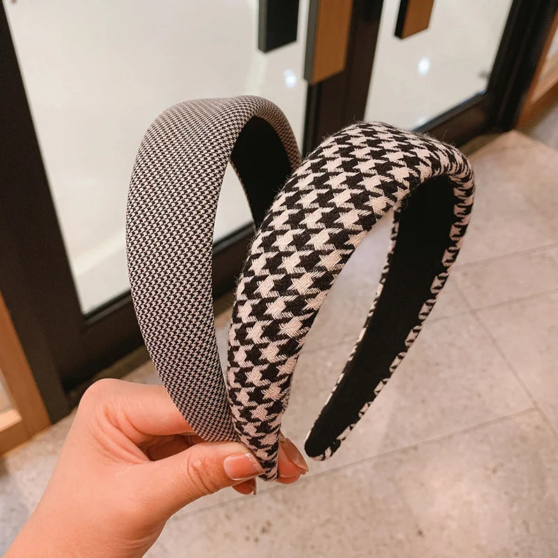 New Houndstooth Pattern Women Headband Wide-brimmed European Style Hair Hoop Bezel Fashion Hairbands For Women Hair Accessories
New Houndstooth Pattern Women Headband Wide-brimmed European Style Hair Hoop Bezel Fashion Hairbands For Women Hair Accessories