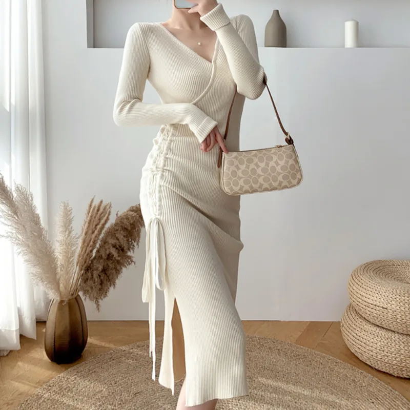 Autumn And Winter 2021 French Vintage Drawstring Slim Knitted Midi Dress Sexy Party Long Sleeve Split Bodycon Dresses Vestidos
Autumn And Winter 2021 French Vintage Drawstring Slim Knitted Midi Dress Sexy Party Long Sleeve Split Bodycon Dresses Vestidos