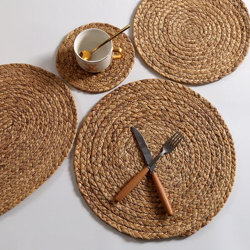 

Natural Handmade Cucurbit Grass Woven Mat Heat Insulation and Anti-scalding Placemat Household Dining Table Mat Tea Coaster