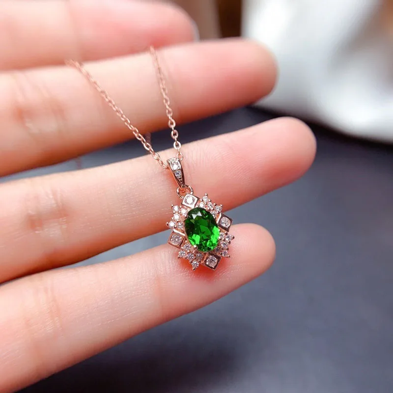 925 Silver New Fashion Inlaid 18K Rose Gold Plated Emerald Tourmaline Jewelry Set Adjustable Ring Fine Pendant Necklace Earring
925 Silver New Fashion Inlaid 18K Rose Gold Plated Emerald Tourmaline Jewelry Set Adjustable Ring Fine Pendant Necklace Earring