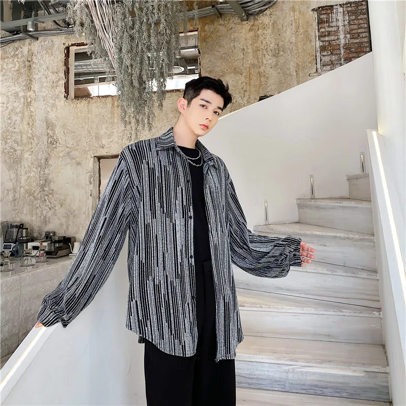Male Streetw Vintage Fashion Sun Protection Shirts Men Thin Breathable Striped Bright Silk Loose Casual Long Sleeve Shirt Man
Male Streetw Vintage Fashion Sun Protection Shirts Men Thin Breathable Striped Bright Silk Loose Casual Long Sleeve Shirt Man