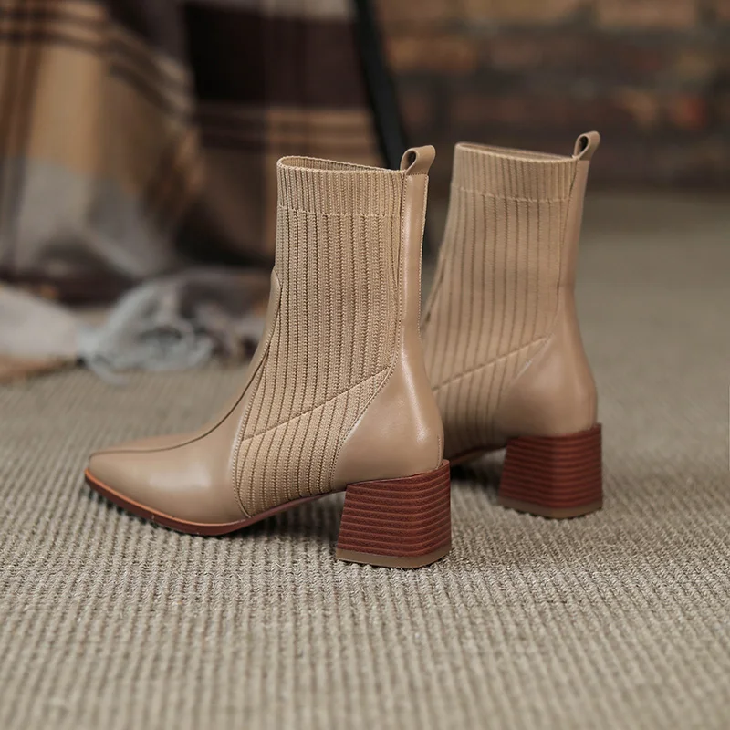 Genuine Cow Leather Martin boots thick heel square toe single boots British style knitted elastic stocking boots women
Genuine Cow Leather Martin boots thick heel square toe single boots British style knitted elastic stocking boots women