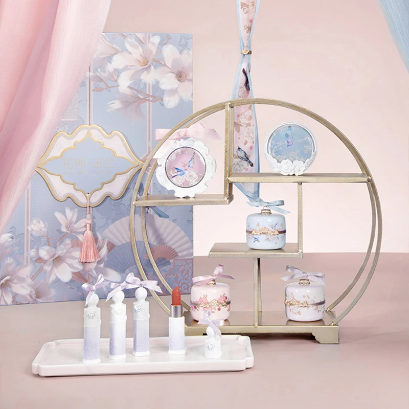 Flower God Magnolia Makeup Gift Box Set Chinese Style Lipstick Blush Air Cushion Face Powder Makeup Set for Girlfriend Gift
Flower God Magnolia Makeup Gift Box Set Chinese Style Lipstick Blush Air Cushion Face Powder Makeup Set for Girlfriend Gift