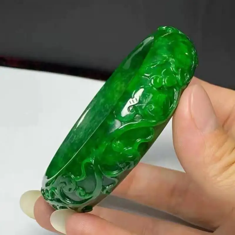 100%real Jade Natural Handmad 7a Emerald Hand Carved Pattern Flower Bangle Jade Bangle Green Jade Bangles Women Emerald Bracelet
100%real Jade Natural Handmad 7a Emerald Hand Carved Pattern Flower Bangle Jade Bangle Green Jade Bangles Women Emerald Bracelet