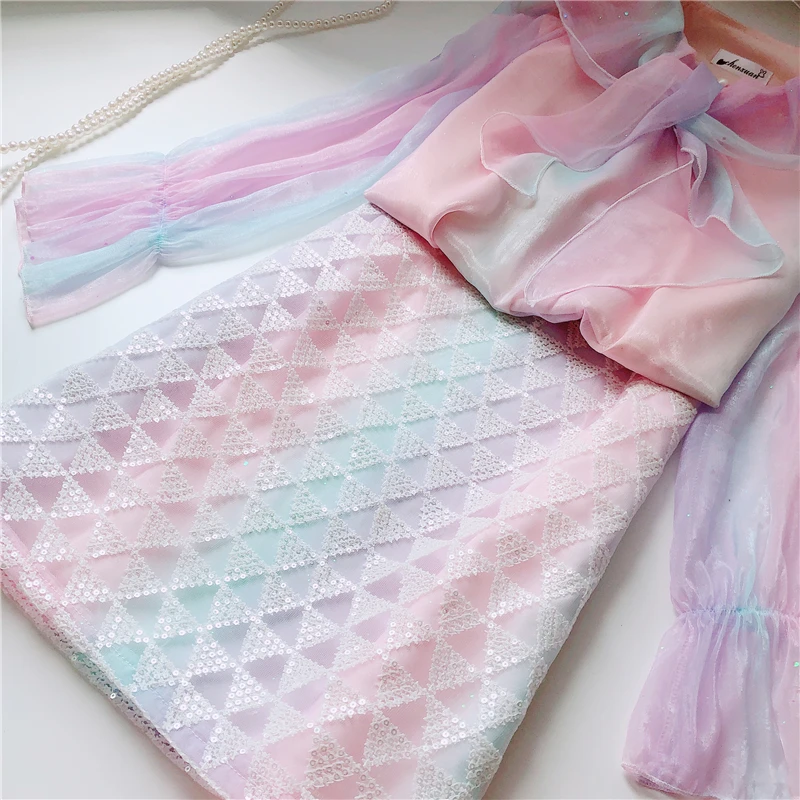 2021 spring Japanese sweet and fairy temperament rainbow color ruffled slim two-piece short skirt women's clothing 
2021 spring Japanese sweet and fairy temperament rainbow color ruffled slim two-piece short skirt women's clothing
