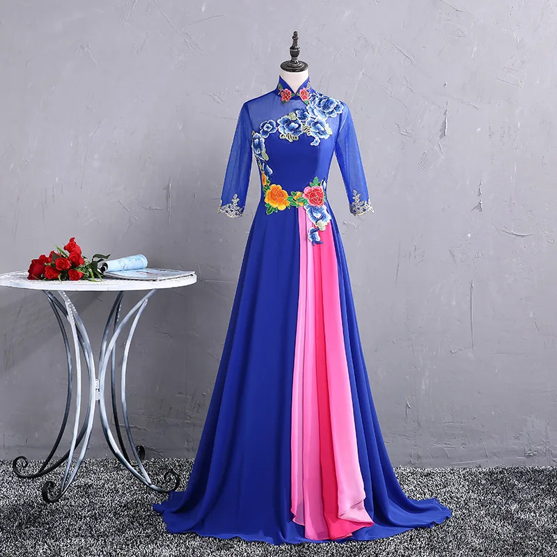 Retro Embroidered Maxi Dress Vintage Evening Party Women Dress Chinese Floral Bridal Long Dress Plus Size Robe Longue Femme Ete
Retro Embroidered Maxi Dress Vintage Evening Party Women Dress Chinese Floral Bridal Long Dress Plus Size Robe Longue Femme Ete