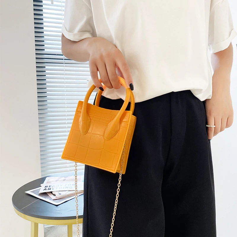 2021 New Stone Pattern Smiley Face Small Square Bucket Bag Fashion Chain Single Shoulder Messenger Jelly Female Bag Coin Purse
2021 New Stone Pattern Smiley Face Small Square Bucket Bag Fashion Chain Single Shoulder Messenger Jelly Female Bag Coin Purse