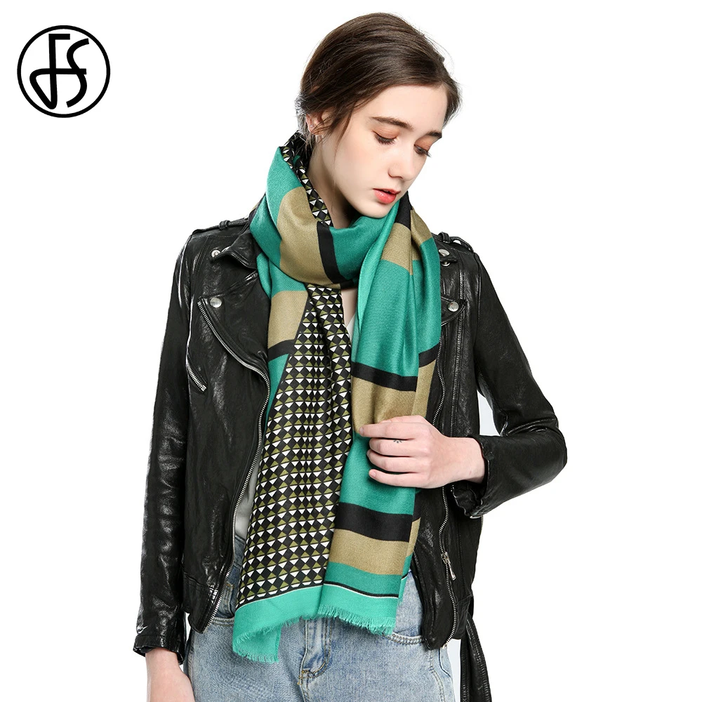 FS 2021 Green Blue Plaid Patchwork Luxury Silk Scarf For Women Winter Streetwear Blanket Shawl Ladies Pashmina Scarves Foulard
FS 2021 Green Blue Plaid Patchwork Luxury Silk Scarf For Women Winter Streetwear Blanket Shawl Ladies Pashmina Scarves Foulard