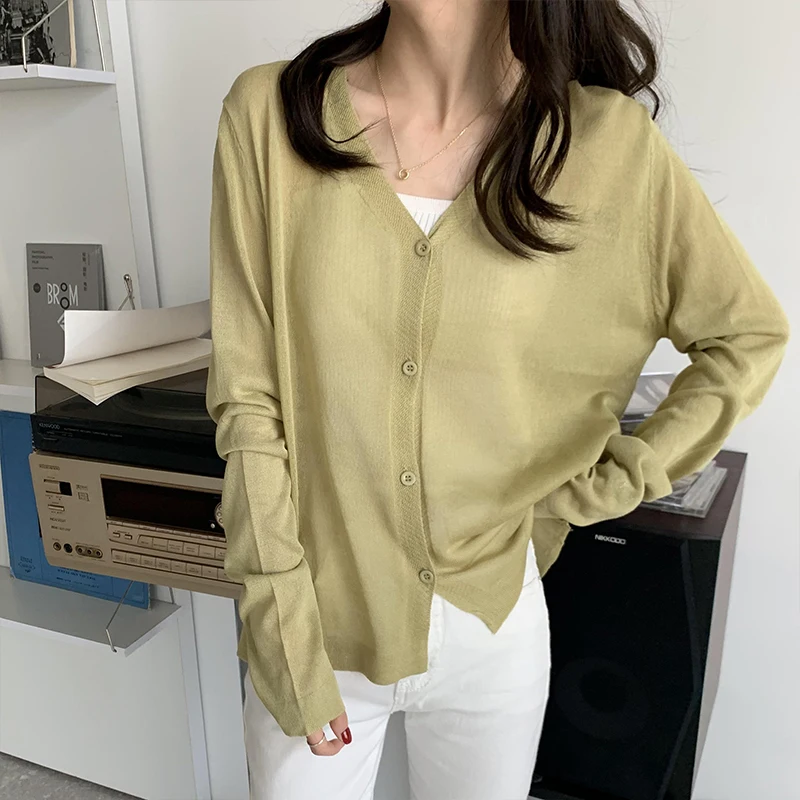 Cardigan Women Korean Long Sleeve Cardigan Summer Cardigan Knitted V neck Thin Ice Silk Autumn Sweaters Sunscreen Shirt Tops
Cardigan Women Korean Long Sleeve Cardigan Summer Cardigan Knitted V neck Thin Ice Silk Autumn Sweaters Sunscreen Shirt Tops