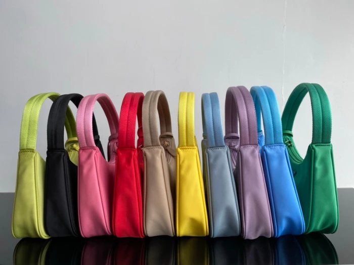 

109227 Luxury Designer Brand Fashion Multicolor Nylon Handbags Small Causal Daily Women Waterproof Armpit Bag High Quality P4
