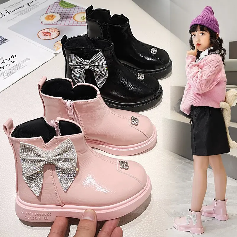Girls' shoes, children's Martin boots, simple and fashionable little girls' short boots, single boots, children's boots 25 
Girls' shoes, children's Martin boots, simple and fashionable little girls' short boots, single boots, children's boots 25