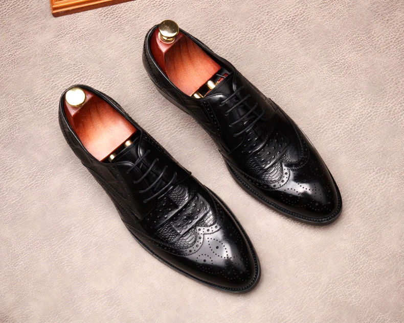 Men's Shoes
Men's Shoes