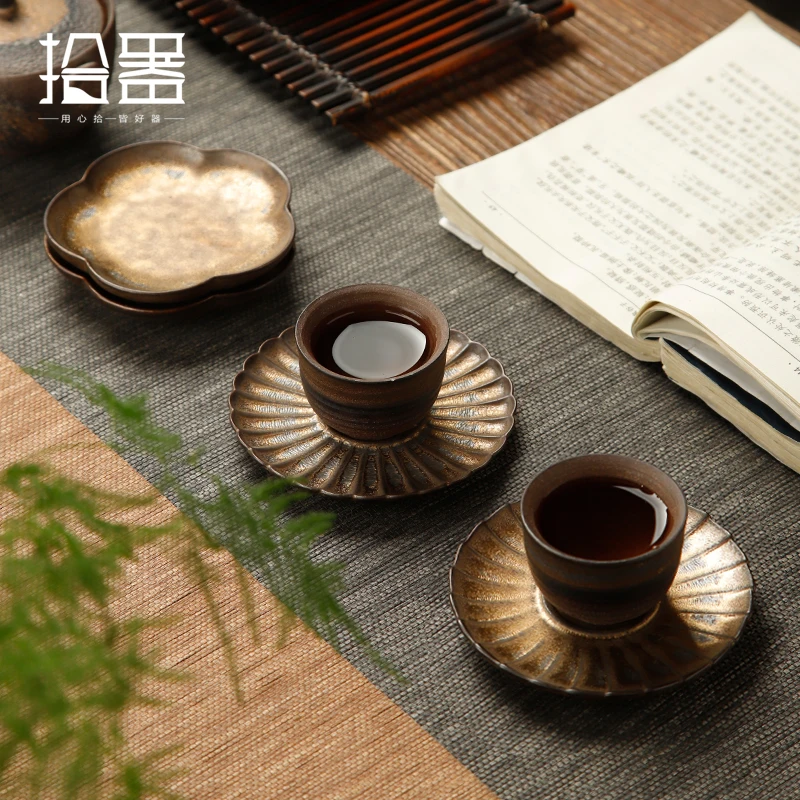 Stoneware tea ceremony coaster ceramic household kung fu tea set tea cup holder tea master cup insulation tea mat Chinese retro
Stoneware tea ceremony coaster ceramic household kung fu tea set tea cup holder tea master cup insulation tea mat Chinese retro