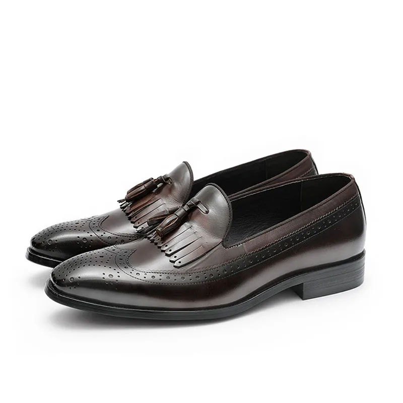 Genuine Leather Men Brogue Carved Business Wedding Banquet Shoes Slip-On Tassels Vintage Handmade Oxford Flat Shoes for Men C57
Genuine Leather Men Brogue Carved Business Wedding Banquet Shoes Slip-On Tassels Vintage Handmade Oxford Flat Shoes for Men C57