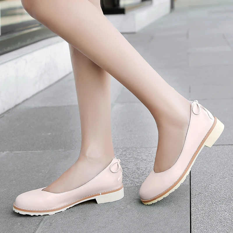 Women Flats Shoes PU Leather Fashion Slip On Chunky Low Heels Butterfly Knot Shoes Girls Big Size Ladies Leather Shoes
Women Flats Shoes PU Leather Fashion Slip On Chunky Low Heels Butterfly Knot Shoes Girls Big Size Ladies Leather Shoes