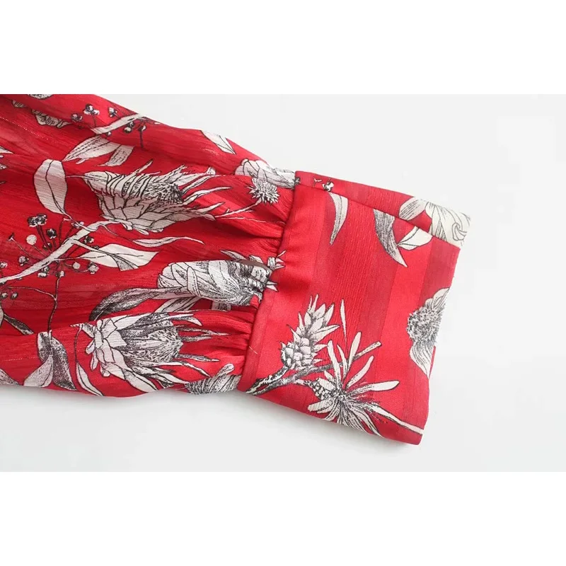 Vintage Elegant Floral Printed Bow Collar Blouses Women Fashion Red Long Sleeve Shirts Female Chic Tops
Vintage Elegant Floral Printed Bow Collar Blouses Women Fashion Red Long Sleeve Shirts Female Chic Tops