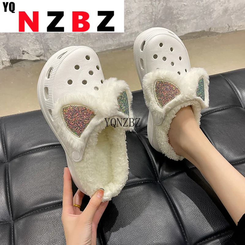 Summer Women Slippers Garden Shoes Wedges Beach Sandals Girls Platform Clogs Winter Fur Warm Shose for Women Outdoor Slides
Summer Women Slippers Garden Shoes Wedges Beach Sandals Girls Platform Clogs Winter Fur Warm Shose for Women Outdoor Slides