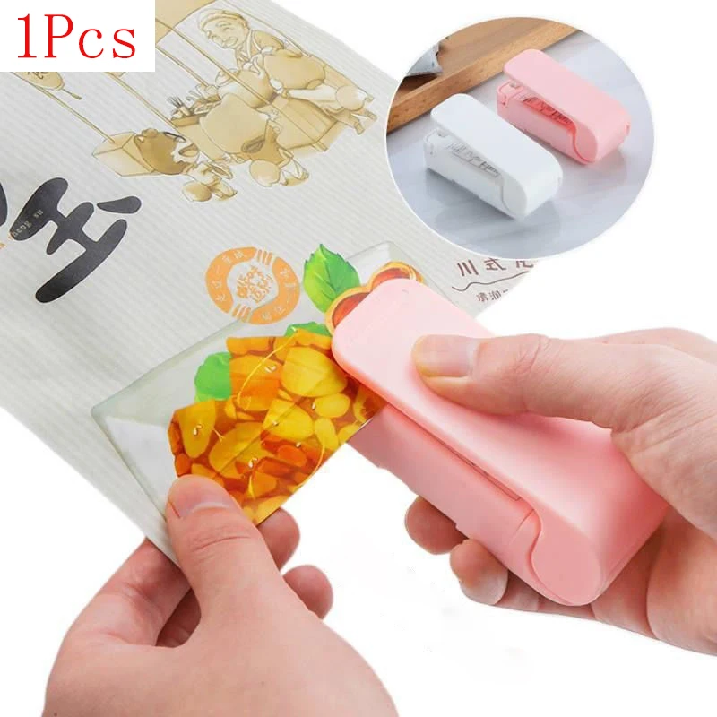 1Pcs Draagbare Mini Voedsel Warmte Sluitmachine Impuls Sealer Seal Verpakking Plastic Zak Keuken Opslag Clips Zak Warmte sealer
1Pcs Draagbare Mini Voedsel Warmte Sluitmachine Impuls Sealer Seal Verpakking Plastic Zak Keuken Opslag Clips Zak Warmte sealer