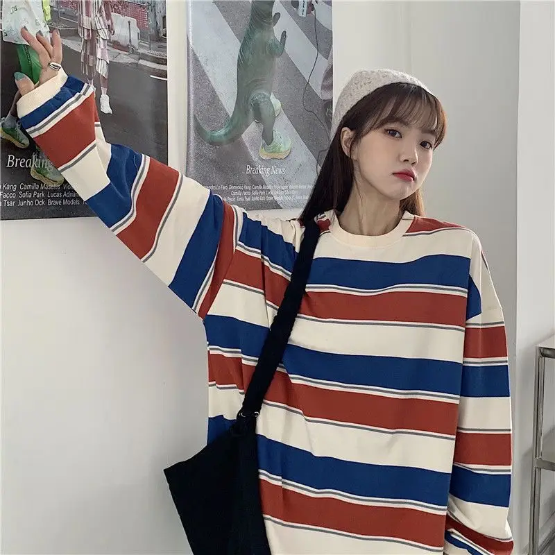 Japanese Women T-shirt Thin 2022 New Spring Autumn Harajuku Clothes Vintage Classic Loose Full-sleeved Striped Urban O-neck Top
Japanese Women T-shirt Thin 2022 New Spring Autumn Harajuku Clothes Vintage Classic Loose Full-sleeved Striped Urban O-neck Top