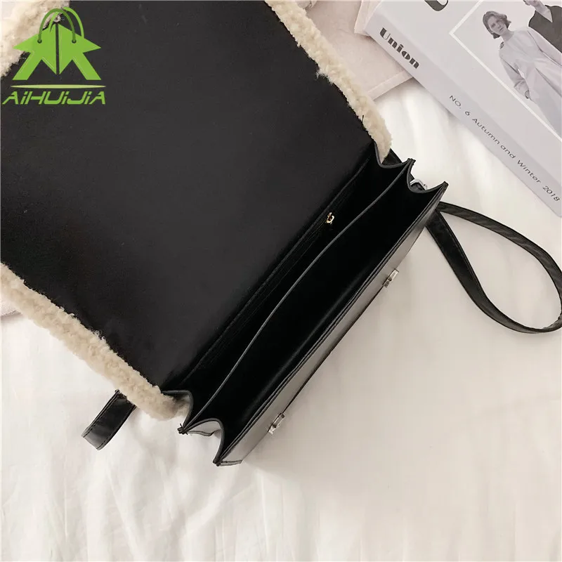 Winter fashion Solid Color PU Leather Crossbody peridiole For 20 new Women's shoulder bag High Quality Small One shoulder pouch
Winter fashion Solid Color PU Leather Crossbody peridiole For 20 new Women's shoulder bag High Quality Small One shoulder pouch