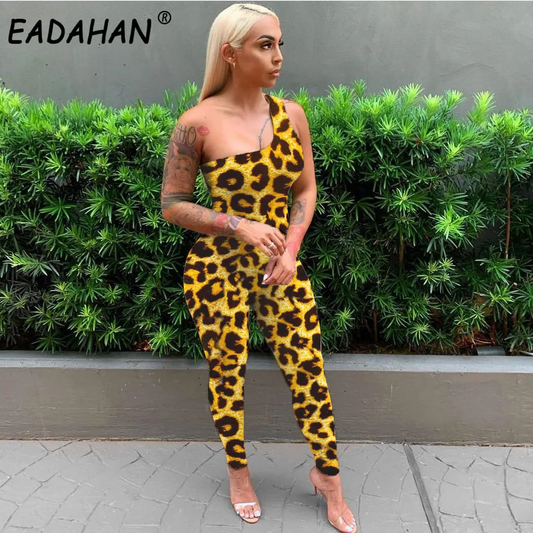 Eadahan 2021 Summer New Women's Sexy One-shoulder Sleeveless Camouflage Leopard Snake Print Jumpsuit
Eadahan 2021 Summer New Women's Sexy One-shoulder Sleeveless Camouflage Leopard Snake Print Jumpsuit