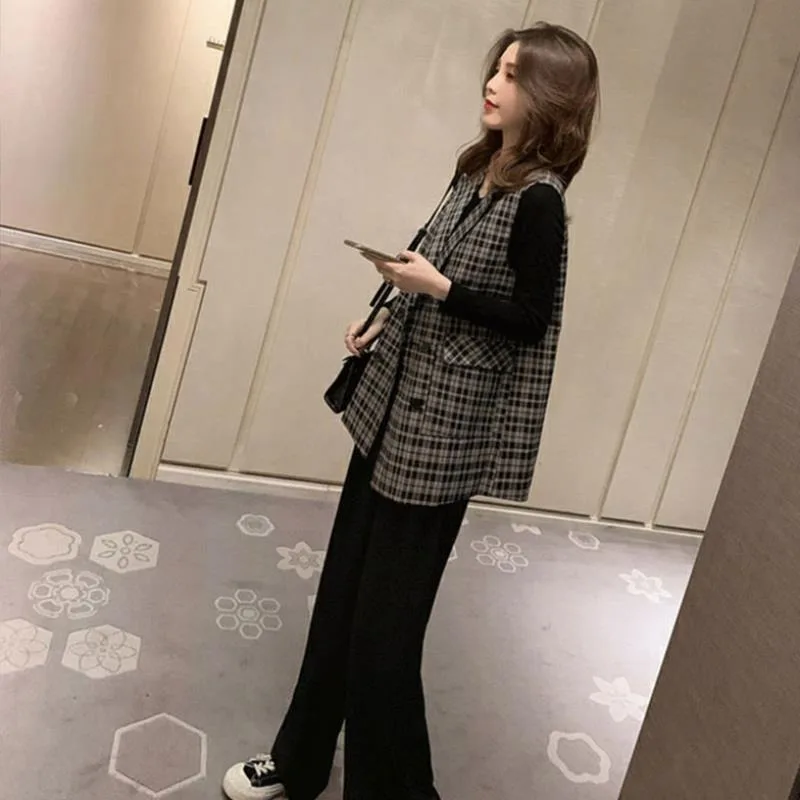 2021 Spring Autumn New Women Korean Fashion Double Breasted Plaid Vest Sleeveless Female Office Ladies Casual Waistcoat Y704
2021 Spring Autumn New Women Korean Fashion Double Breasted Plaid Vest Sleeveless Female Office Ladies Casual Waistcoat Y704