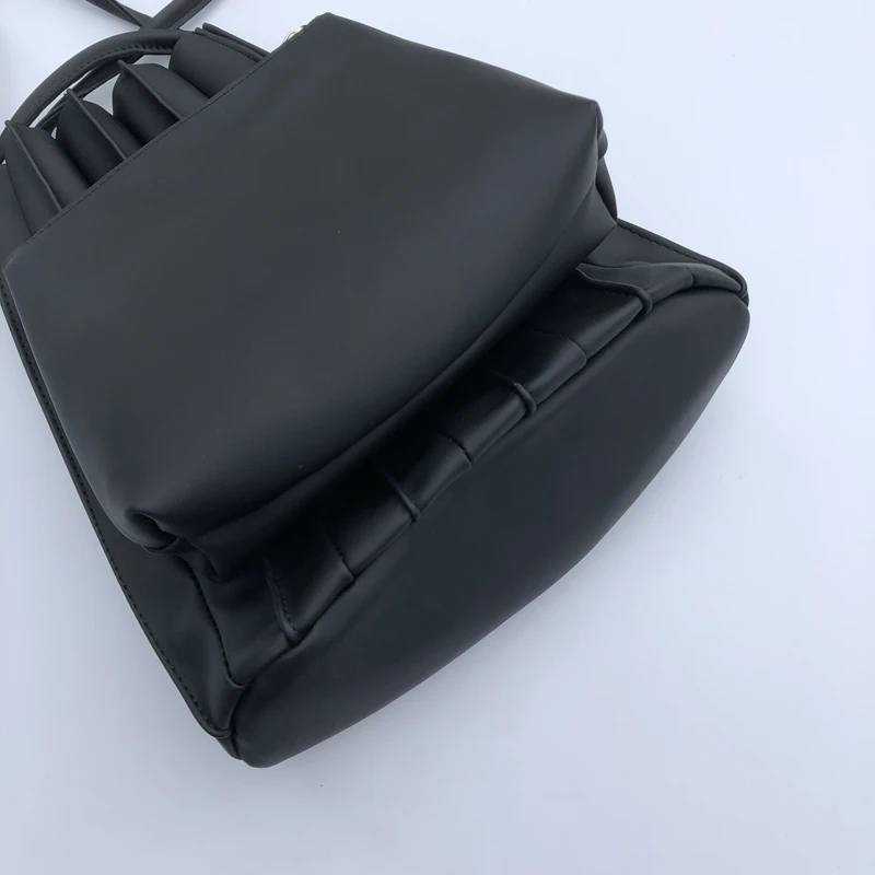 Solid Color Pleated Women Bag Small Women Handbags Organ Designer Chic Female Bag Sets Japan Ladies Shoulder Bag Whole Sale
Solid Color Pleated Women Bag Small Women Handbags Organ Designer Chic Female Bag Sets Japan Ladies Shoulder Bag Whole Sale