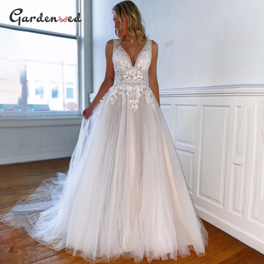 Appliques V-neck Tulle Wedding Dress 2020 Tank Sleeveless Bridal Dresses Sexy backless Bride Dress Princess
Appliques V-neck Tulle Wedding Dress 2020 Tank Sleeveless Bridal Dresses Sexy backless Bride Dress Princess