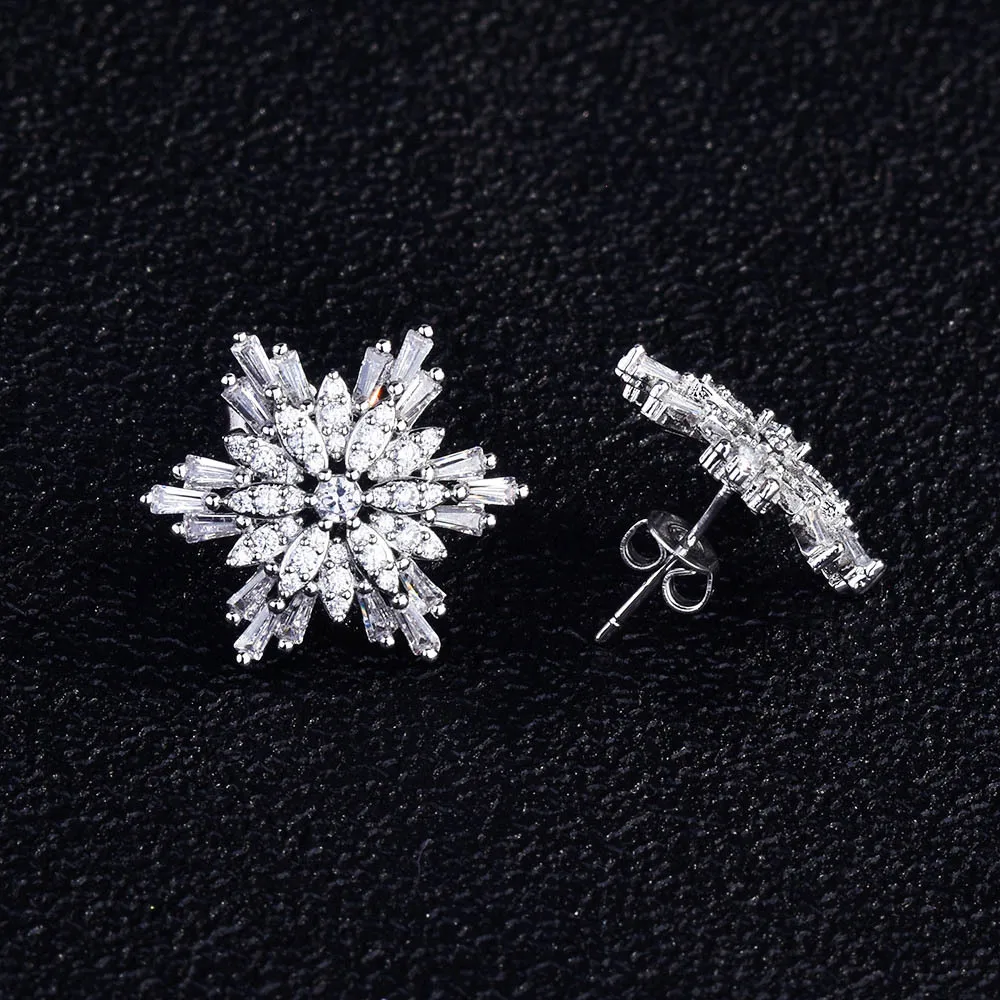 925 Sterling Silver Snowflake Stud Earrings Ring Necklace Chain Set for Women Pendant Wedding Engagement Fine Jewelry Set Gift
925 Sterling Silver Snowflake Stud Earrings Ring Necklace Chain Set for Women Pendant Wedding Engagement Fine Jewelry Set Gift
