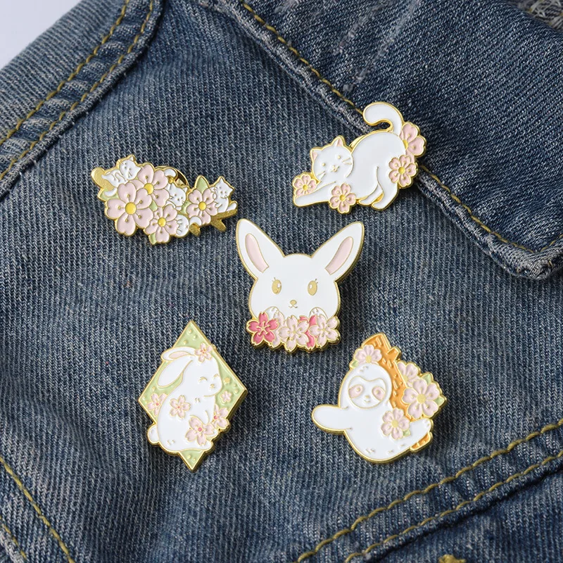 White Rabbit Lapel Pins Fashion Cartoons Anime Badges Cute Women Enamel Brooches For Backpack Hijab Pins Mini Decorative Badges
White Rabbit Lapel Pins Fashion Cartoons Anime Badges Cute Women Enamel Brooches For Backpack Hijab Pins Mini Decorative Badges